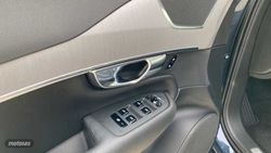Volvo XC 90 2.0 B5 D MOMENTUM PRO AWD AUTO 235 5P 7 Plazas - Miniatura 18