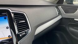 Volvo XC 90 2.0 B5 D MOMENTUM PRO AWD AUTO 235 5P 7 Plazas - Miniatura 20