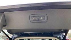 Volvo XC 90 2.0 B5 D MOMENTUM PRO AWD AUTO 235 5P 7 Plazas - Miniatura 25
