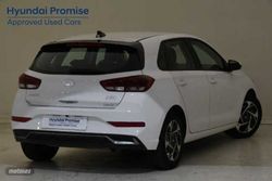 Hyundai i30 1.0 TGDI Klass 48V 100 - Miniatura 4