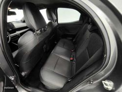 Toyota Yaris Yaris 120H 1.5 Style - Miniatura 16