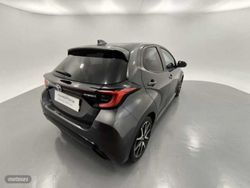 Toyota Yaris Yaris 120H 1.5 Style - Miniatura 2