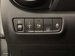 Hyundai Kona 1.6 GDI DT Maxx - Miniatura 26