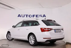 Skoda Superb COMBI 1.4 TSI PHEV IV AUTO STYLE 218CV 5P # IVA DEDUCIBLE,PARKTORNIC,NAVY - Miniatura 7