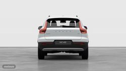 Volvo XC40 Essential, B3 Mild hybrid, Gasolina - Miniatura 4