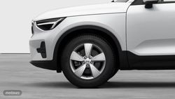 Volvo XC40 Essential, B3 Mild hybrid, Gasolina - Miniatura 9