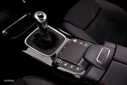 Mercedes Clase A A 200 AMG LINE 163CV 5P # IVA DEDUCIBLE,NAVY,CAMARA TRASERA,PARKTRONIC - Miniatura 18
