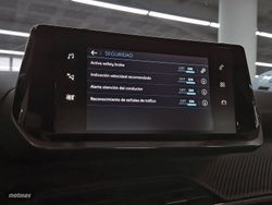 Peugeot 2008 Puretech 100 S&S 6 Vel. MAN Active Pack - Miniatura 12