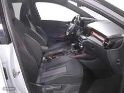 Skoda Fabia 1.0 TSI 85KW MONTE CARLO 5P - Miniatura 5
