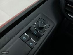 Ford Tourneo 2.0 150CV - Miniatura 22