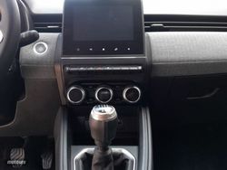 Renault Clio techno TCe 67 kW - Miniatura 17