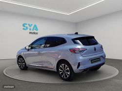 Renault Clio techno TCe 67 kW - Miniatura 3