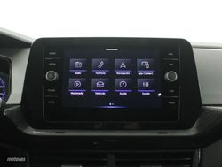 Volkswagen T-Cross 1.0 TSI 85KW MAS 5P - Miniatura 12