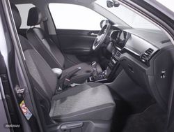 Volkswagen T-Cross 1.0 TSI 85KW MAS 5P - Miniatura 5