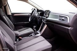 Volkswagen T-Roc Life 1.0 TSI 85 kW - Miniatura 12