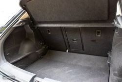 Volkswagen T-Roc Life 1.0 TSI 85 kW - Miniatura 22