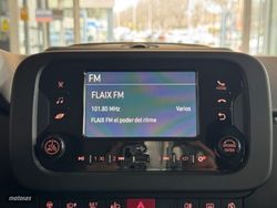 Fiat Panda Cross 1.0 Hybrid 51 kW - Miniatura 17