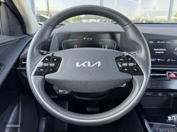 Kia Niro 1.6 GDi HEV 141CV Concept - Miniatura 15