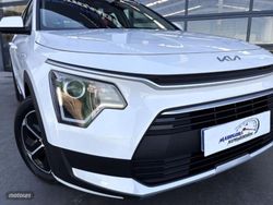 Kia Niro 1.6 GDi HEV 141CV Concept - Miniatura 30