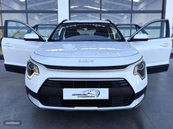 Kia Niro 1.6 GDi HEV 141CV Concept - Miniatura 32