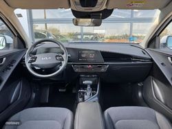 Kia Niro 1.6 GDi HEV 141CV Concept - Miniatura 33