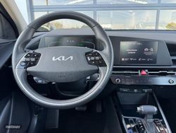 Kia Niro 1.6 GDi HEV 141CV Concept - Miniatura 46