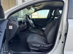 Kia Niro 1.6 GDi HEV 141CV Concept - Miniatura 7