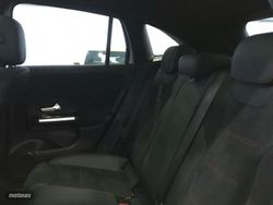Mercedes Clase GLA GLA 220 D 4MATIC - Miniatura 11