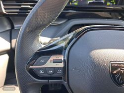 Peugeot 308 5P BlueHDi 130 S&S EAT8 GT - Miniatura 17
