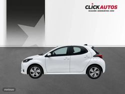 Toyota Yaris 1.5 e-CVT 116CV 120H Active Plus - Miniatura 4