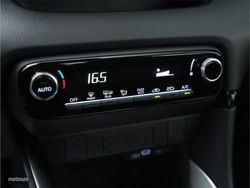 Toyota Yaris 1.5 e-CVT 116CV 120H Active Plus - Miniatura 14