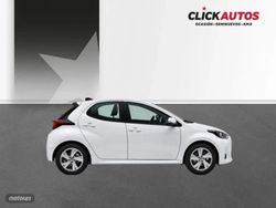 Toyota Yaris 1.5 e-CVT 116CV 120H Active Plus - Miniatura 8