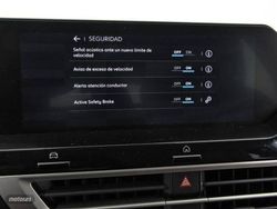 Citroen C4 Hybrid 145 ë-DCS6 Plus - Miniatura 134