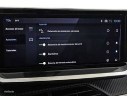 Peugeot 2008 Puretech 130 S&S EAT8 Allure - Miniatura 137
