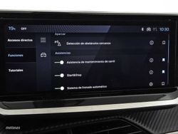 Peugeot 2008 Puretech 130 S&S EAT8 Allure - Miniatura 31