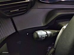 Peugeot 2008 N2008 Hybrid 145 eDCS6 Allure - Miniatura 27