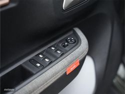 Citroen C3 Aircross 1.2 Turbo 100CV Plus - Miniatura 18