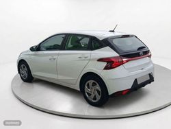 Hyundai i20 1.0 TGDI 74kW (100CV) 48V Essence - Miniatura 4