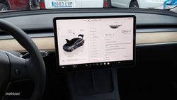 Tesla Model 3 Gran Autonomía AWD - Miniatura 7