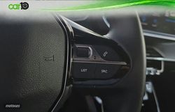 Peugeot 2008 Eléctrico Allure 156 (115kW) - Miniatura 15