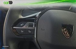 Peugeot 2008 Eléctrico Allure 156 (115kW) - Miniatura 16