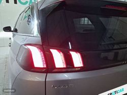 Peugeot 5008 1.5 BlueHDi 96kW S&S EAT8 Allure Pack - Miniatura 19