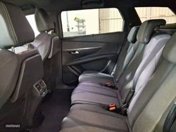 Peugeot 5008 1.5 BlueHDi 96kW S&S EAT8 Allure Pack - Miniatura 28