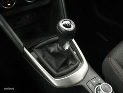 Mazda Mazda2 2 1.5 E-SKYACTIV-G 66KW HOMURA 5P - Miniatura 10