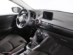 Mazda Mazda2 2 1.5 E-SKYACTIV-G 66KW HOMURA 5P - Miniatura 15