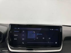 Peugeot 2008 Gasolina 100 S&S 6 Vel. MAN Allure - Miniatura 15