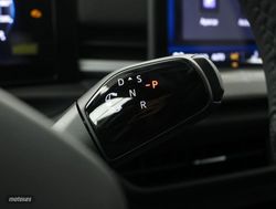 Volkswagen T-Roc 1.5 ETSI MHEV 110KW DSG R-LINE 5P - Miniatura 10