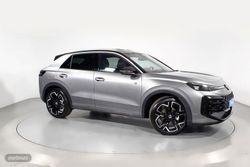 Volkswagen T-Roc 1.5 ETSI MHEV 110KW DSG R-LINE 5P - Miniatura 23