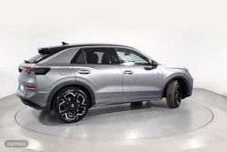Volkswagen T-Roc 1.5 ETSI MHEV 110KW DSG R-LINE 5P - Miniatura 24