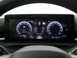 Volkswagen T-Roc 1.5 ETSI MHEV 110KW DSG R-LINE 5P - Miniatura 9